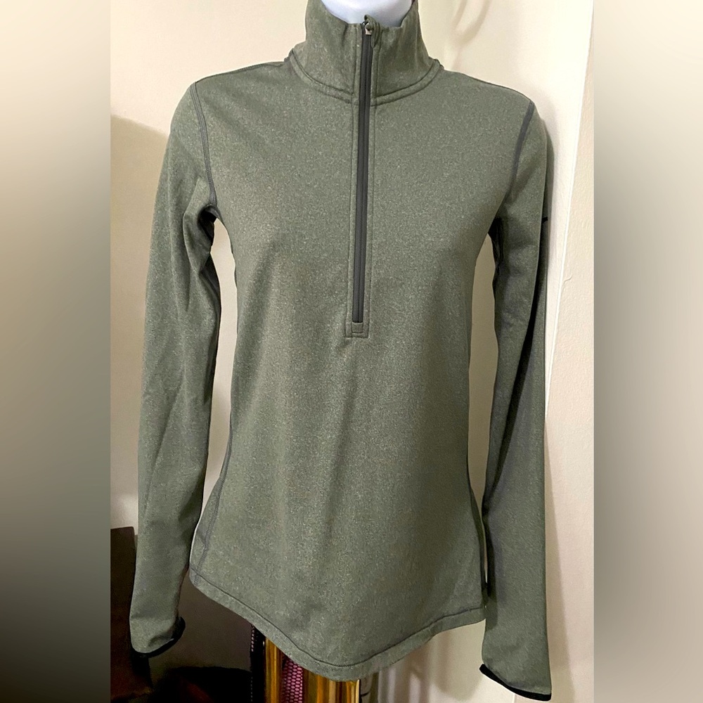 NIKE Quarter zip women’s pullover